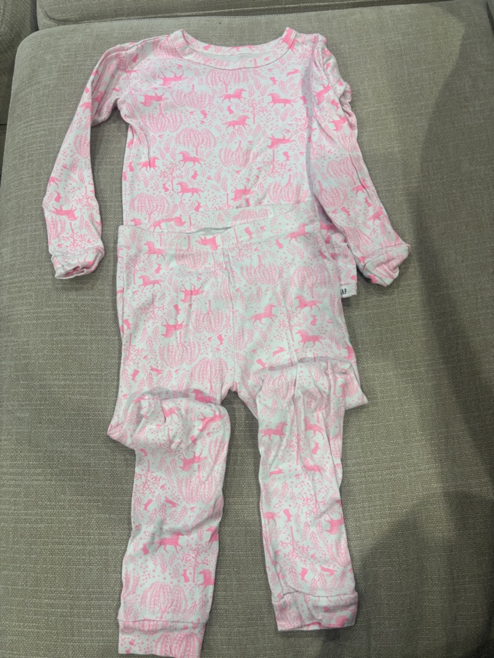 GAP Pink and White Printed 2 piece pajama